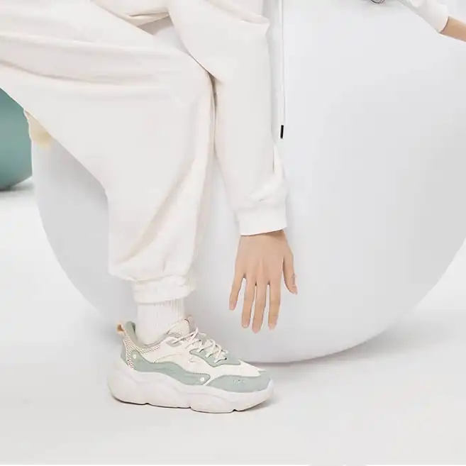 کفش پیاده روی زنانه 361 درجه مدل 682316711-2