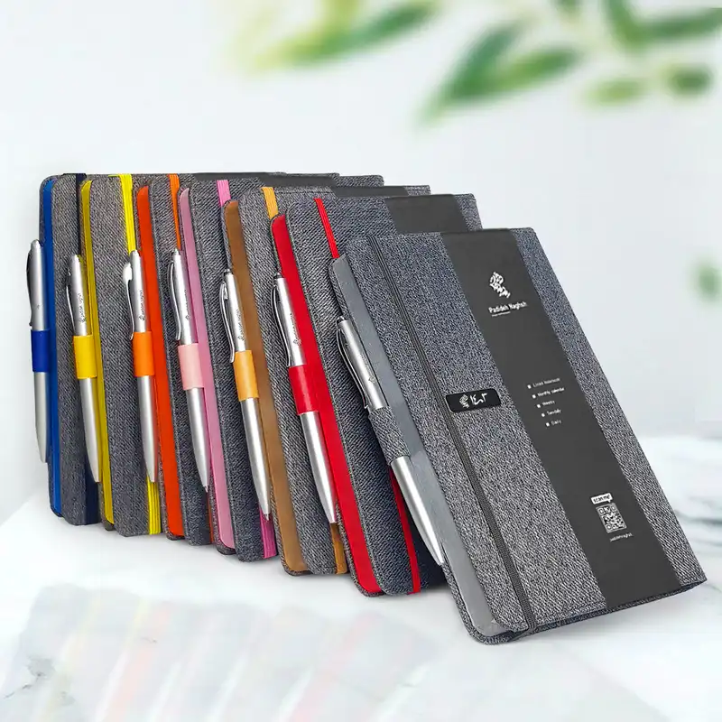 سالنامه سال 1403 پدیده نقش مدل روزشمار کبریتی به همراه خودکار