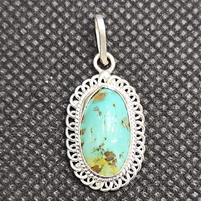 آویز گردنبند نقره زنانه مدل سنگ فیروزه نیشابور کد 22 آویز گردنبند نقره زنانه مدل سنگ فیروزه نیشابور کد 22