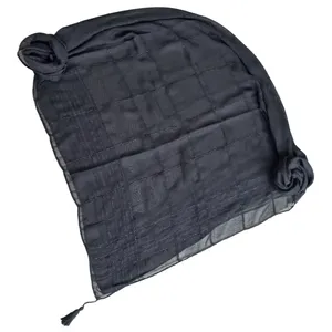 روسری زنانه مدل نخی چهارخانه لمه دار منگوله ای قواره متوسط