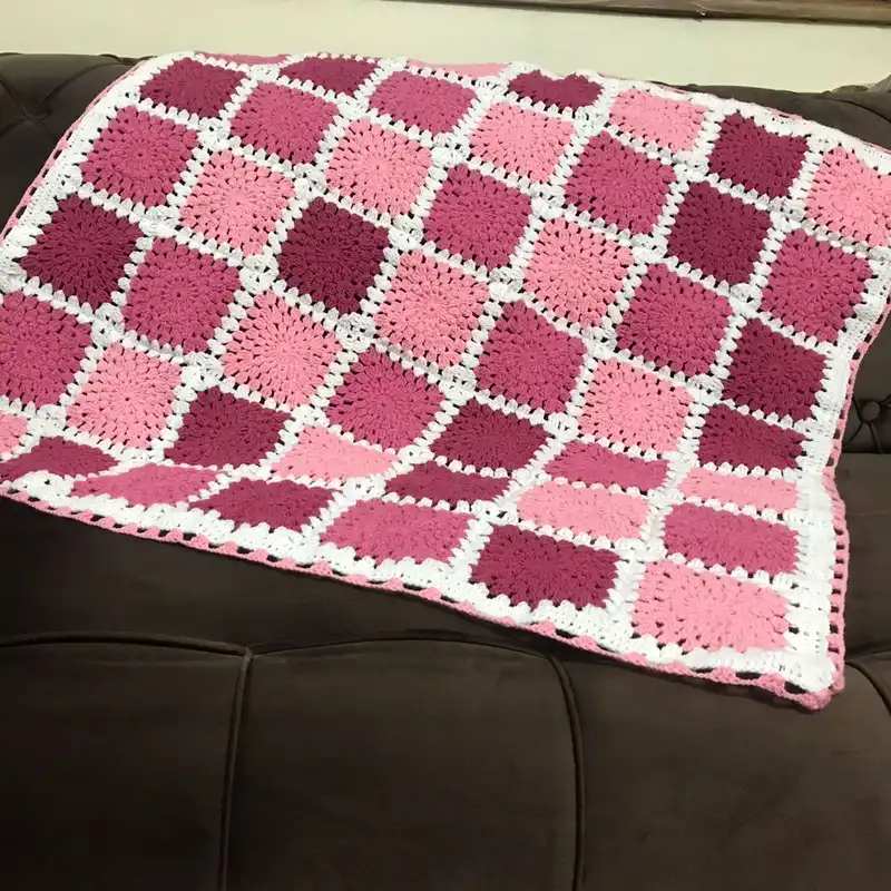 پتو نوزاد بافتنی مدل دستبافت