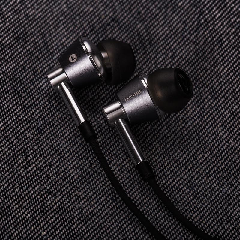 هدست مخصوص بازی وان مور مدل E1001BT 2