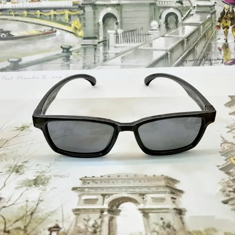 عینک آفتابی بچگانه مدل V8156bl