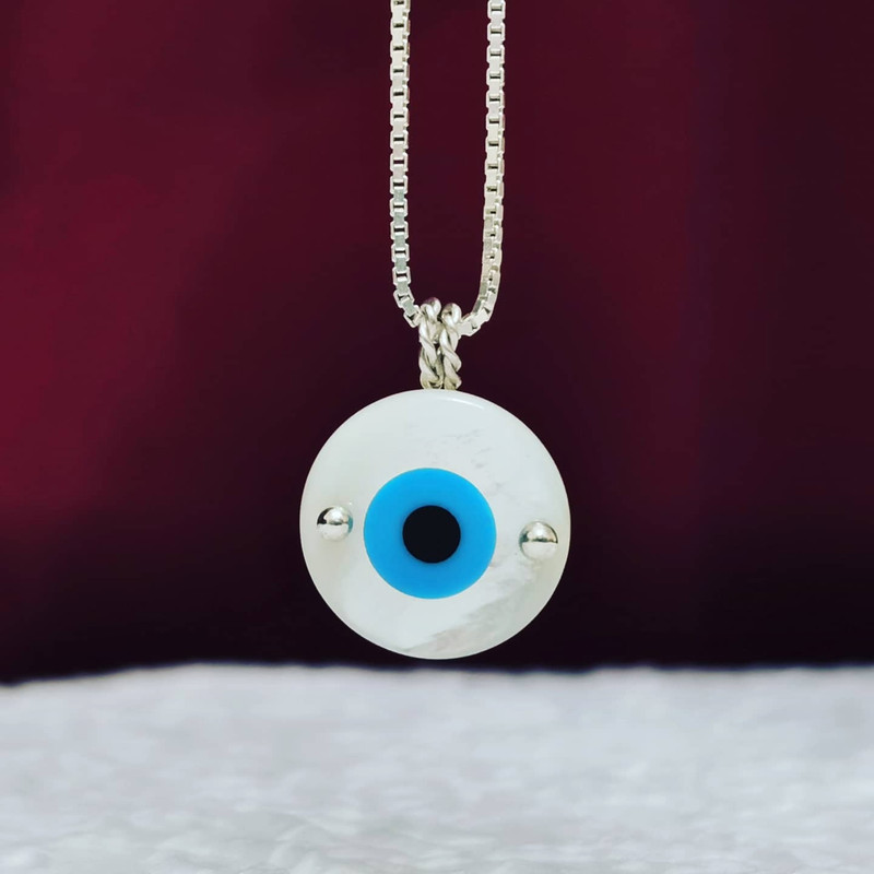 گردنبند نقره زنانه مدل چشم نظر Q007 گردنبند نقره زنانه مدل چشم نظر Q007