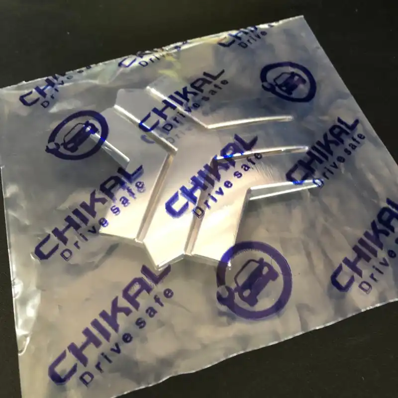 آرم جلو پنجره خودرو چیکال مدل P-93 مناسب برای تیبا