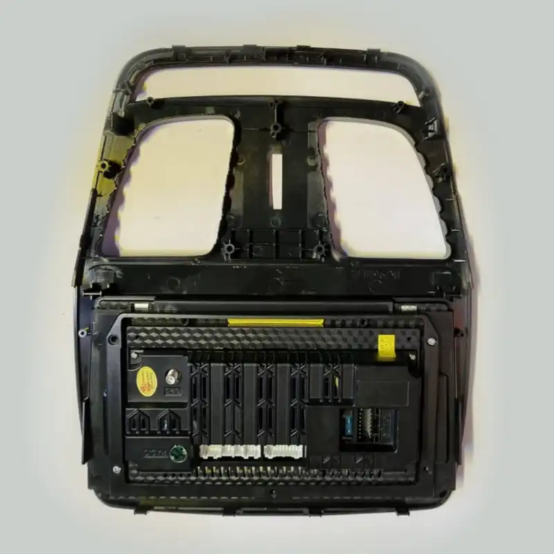 مانیتور خودرو راک مدل اندروید مناسب برای ساینا