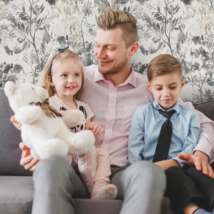 کاغذ دیواری طرح شاخ و برگ کد 8116