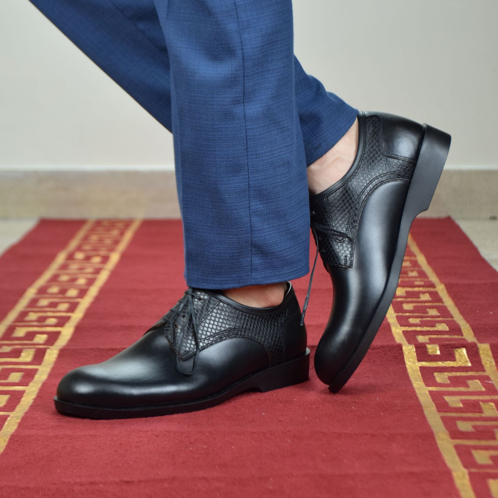 کفش مردانه کرمانی مدل چرم طبیعی دستدوز طبی کد 1075 رنگ مشکی -  - 5