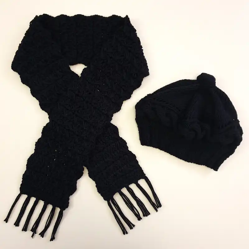 ست كلاه و شال گردن بافتنی زنانه كد SHB3-BL