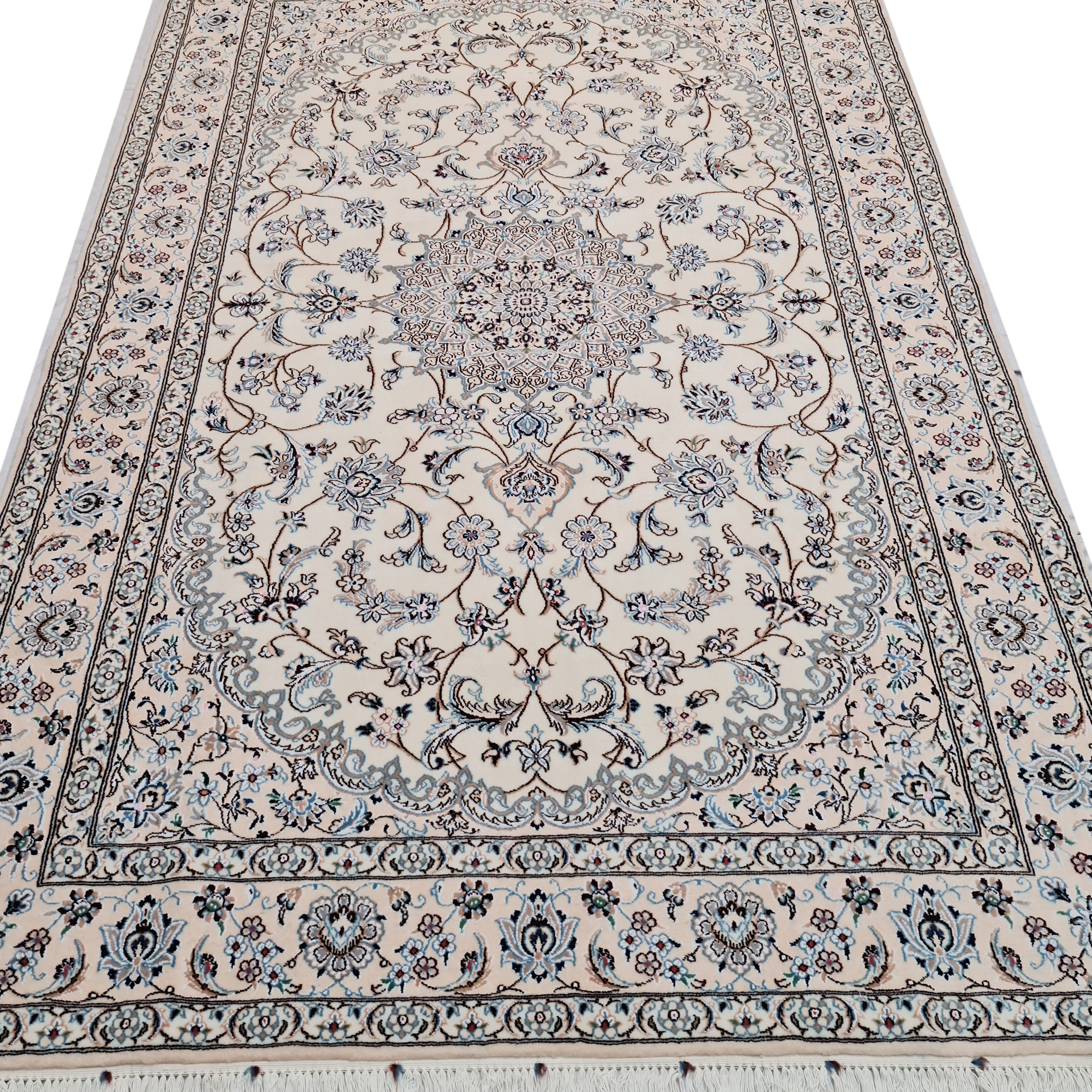 فرش دستبافت چهار و نیم متری مدل نایین کد 371