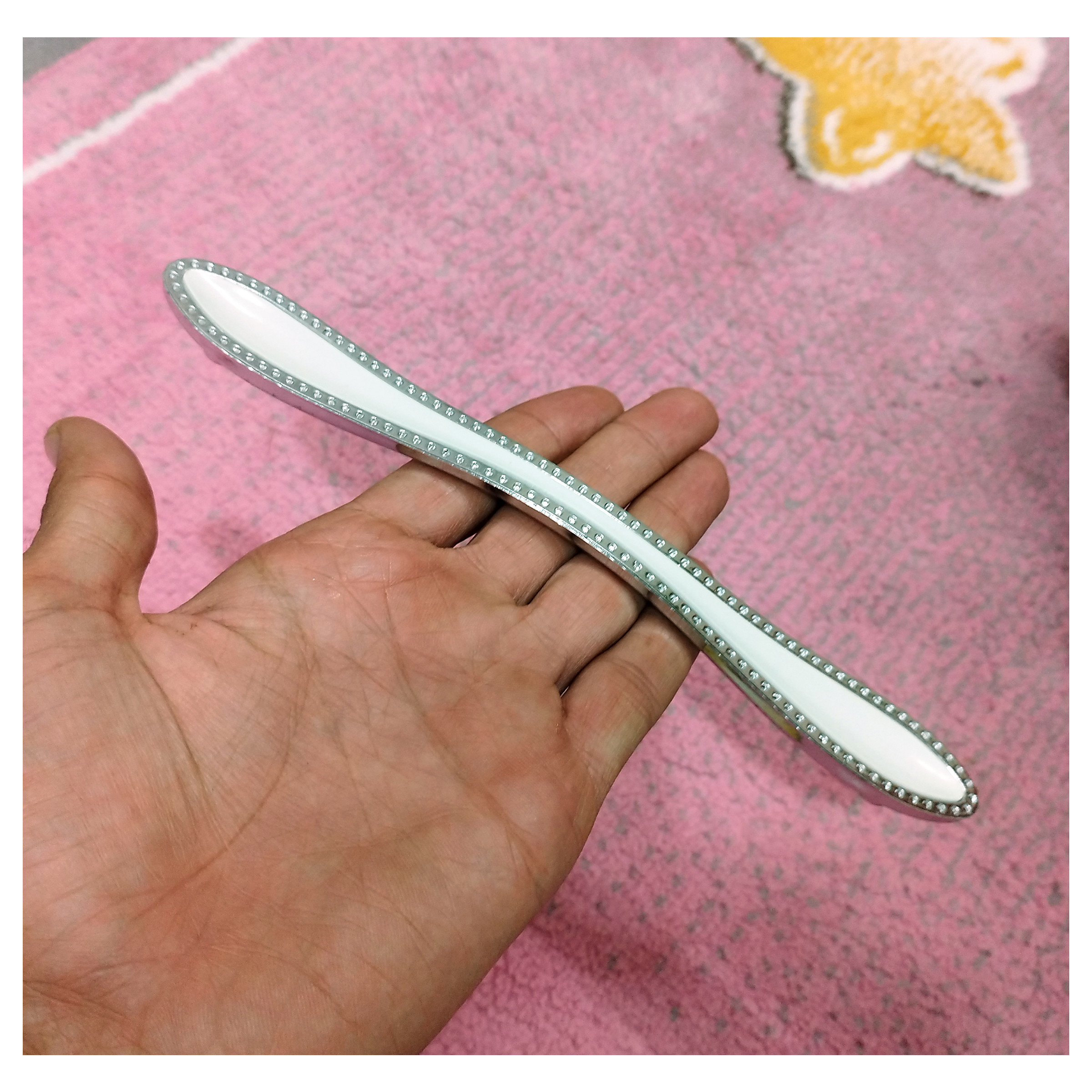 دستگیره کابینت و کمد مدل BF192 بسته 3 عددی دستگیره کابینت و کمد مدل BF192 بسته 3 عددی