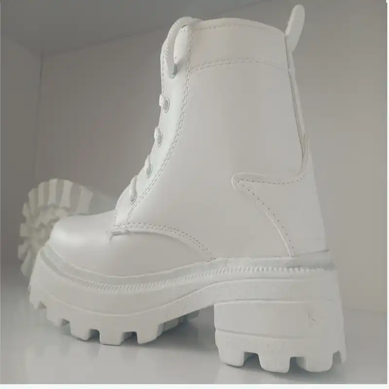 نیم بوت زنانه مدل آیلار کد 64 رنگ سفید