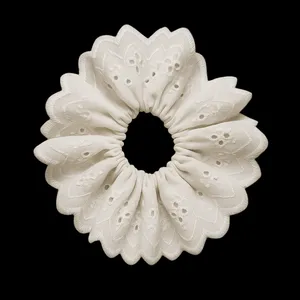 کش مو اسکرانچی  زنانه مدل خامه دوزی B 5903