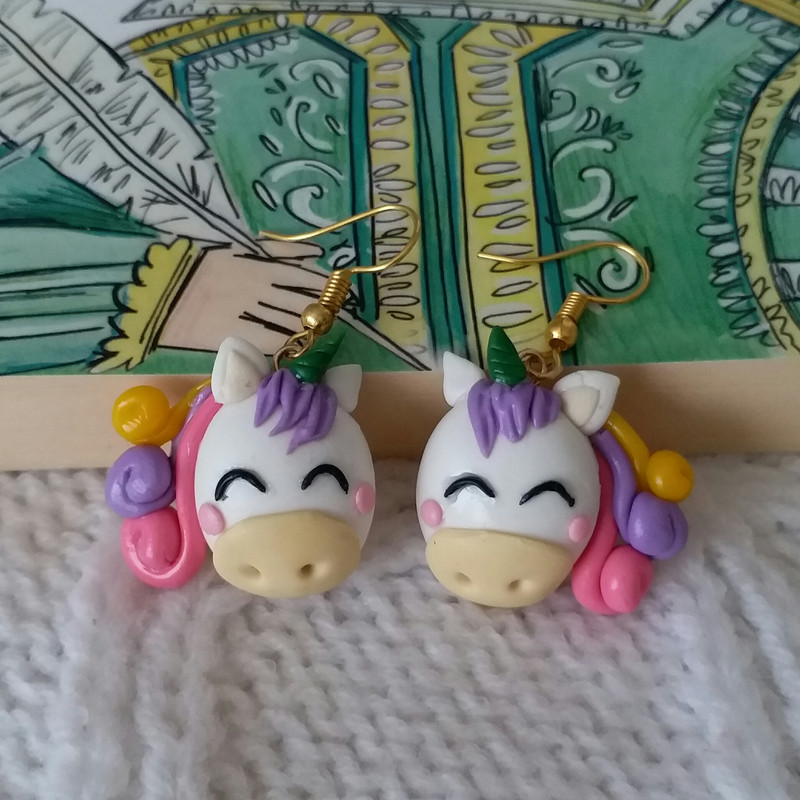 گوشواره دخترانه مدل یونیکورن E1030 گوشواره دخترانه مدل یونیکورن E1030