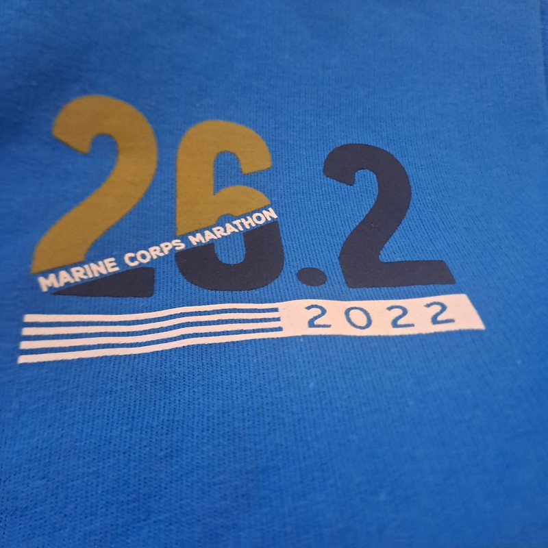 سویشرت ورزشی زنانه بروکس مدل MCM 26.2
