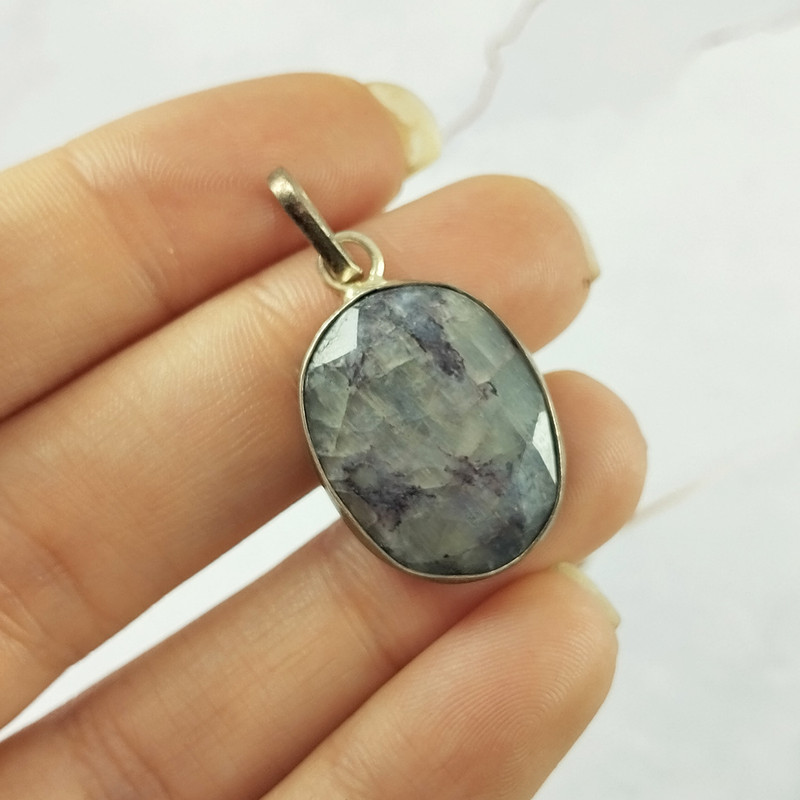 آویز گردنبند نقره زنانه سلین کالا مدل یاقوت کبود کد 1010