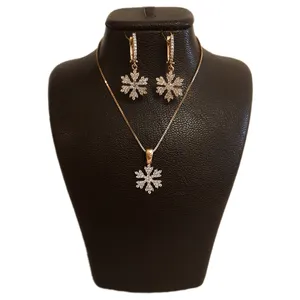 نیم ست نقره زنانه مدل دانه برف کد AMT_N063