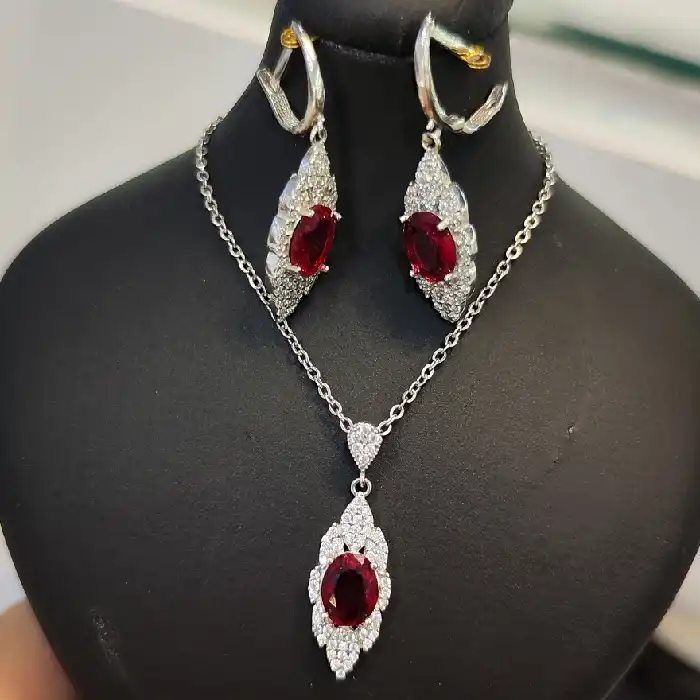 نیم ست نقره زنانه مدل سنگ یاقوت صنعتی کد 800