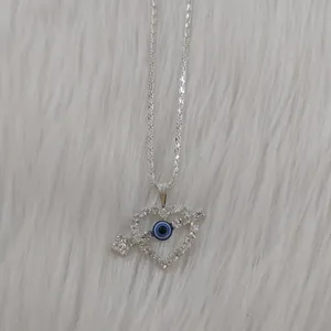 گردنبند دخترانه مدل چشم زخم طرح تیر و قلب عاشق کد chzkh110