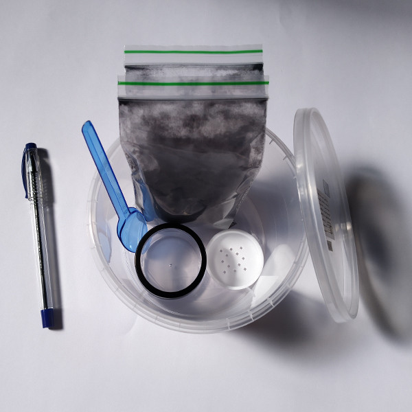 پودر پرپشت کننده مو هونام کد 03-01 وزن 75 گرم رنگ مشکی پرکلاغی و قهوه‌ای متوسط بسته 2 عددی