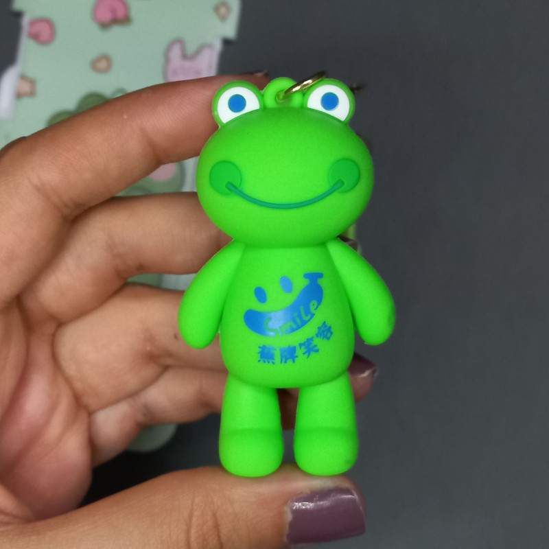 جاکلیدی دخترانه مدل قورباغه به همراه جاکارتی جاکلیدی دخترانه مدل قورباغه به همراه جاکارتی