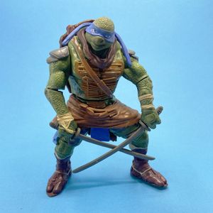 نقد و بررسی اکشن فیگور طرح لاک پشت های نینجا مدل لئوناردو توسط خریداران