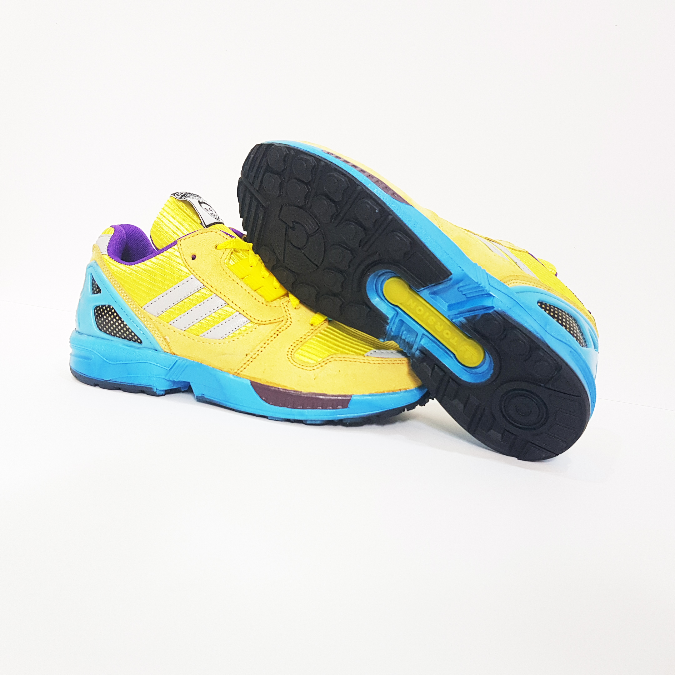 قیمت و خرید کفش پیاده روی مدل ZX 8000 Pedar VA Pesar 2024 قیمت و خرید کفش پیاده روی مدل ZX 8000 Pedar VA Pesar 2024