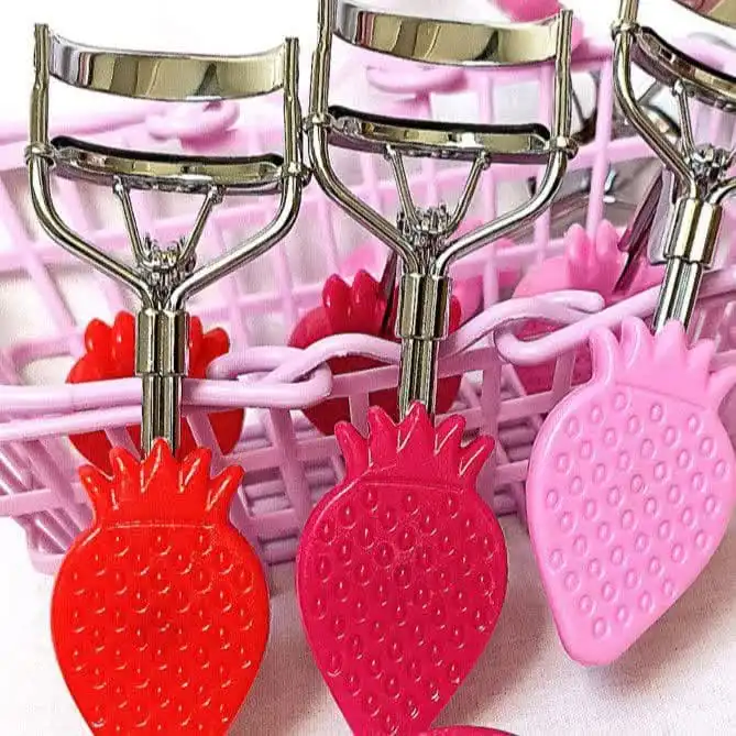 فرمژه مدل توت فرنگی