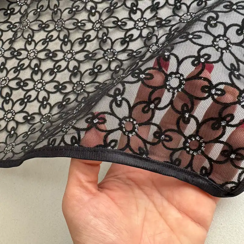 شال زنانه مدل گل گلی شاین دار کد 3