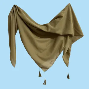 روسری زنانه مدل نخی شاتل