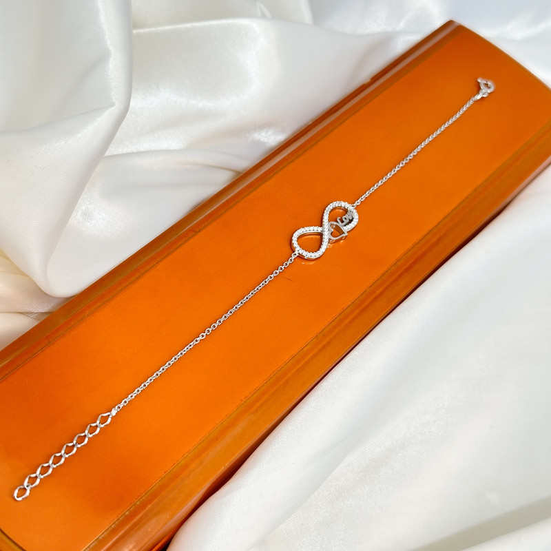 دستبند زنجیری نقره زنانه مدل بینهایت کد 00266 دستبند زنجیری نقره زنانه مدل بینهایت کد 00266