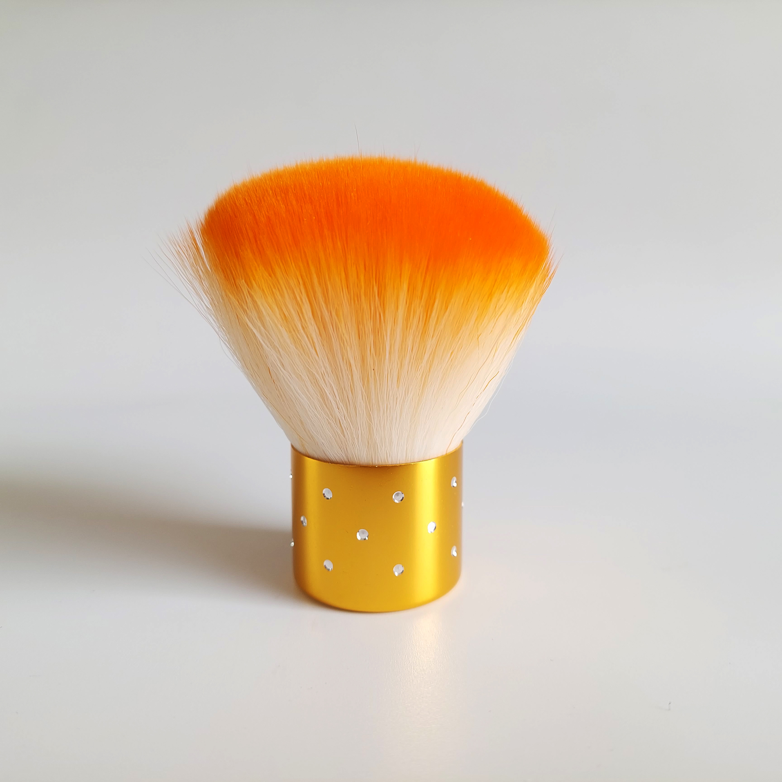 برس آرایشی مدل B100