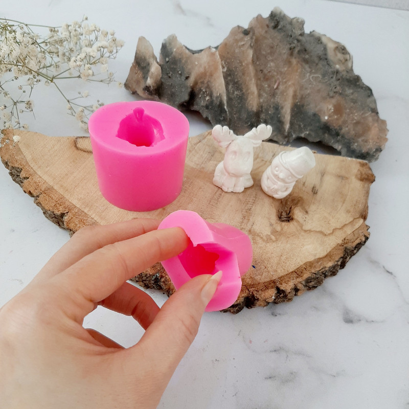 قالب شمع مدل ست کریسمسی طرح آدم برفی و گوزن بسته 2 عددی