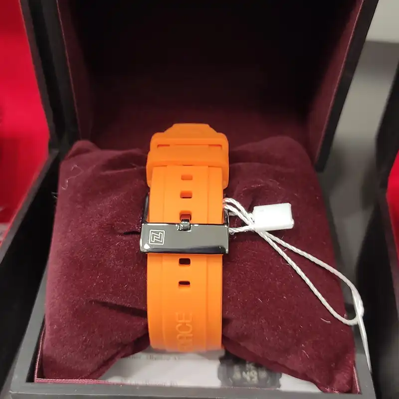 ساعت مچی دیجیتال مردانه نیوی فورس مدل NF7104