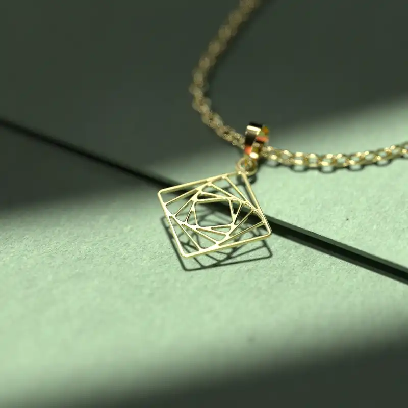 گردنبند طلا 18 عیار زنانه مدوپد مدل هندسی کد S2-1-1093