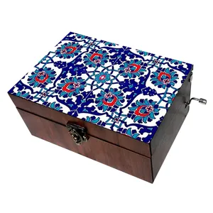 جعبه موزیکال مدل سنتی کد B065