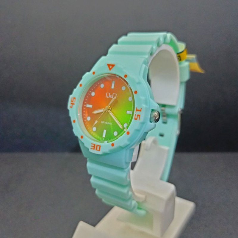 ساعت  مچی عقربه ای پسرانه کیو اند کیو مدل VR19J022Y