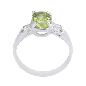 انگشتر نقره زنانه بازرگانی میلادی مدل سنگ زبرجد کد AWR_1046