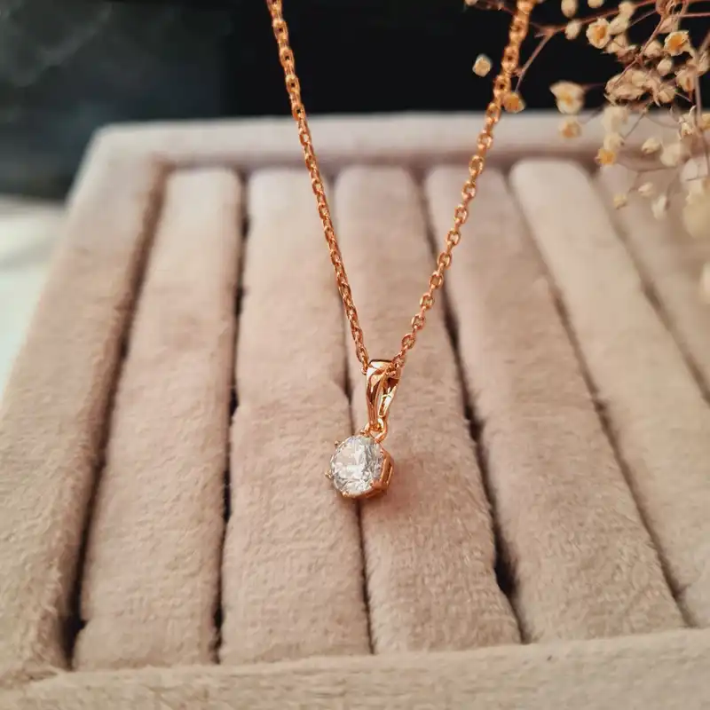 گردنبند زنانه ژوپینگ مدل تک نگین 6 ضلعی کد j