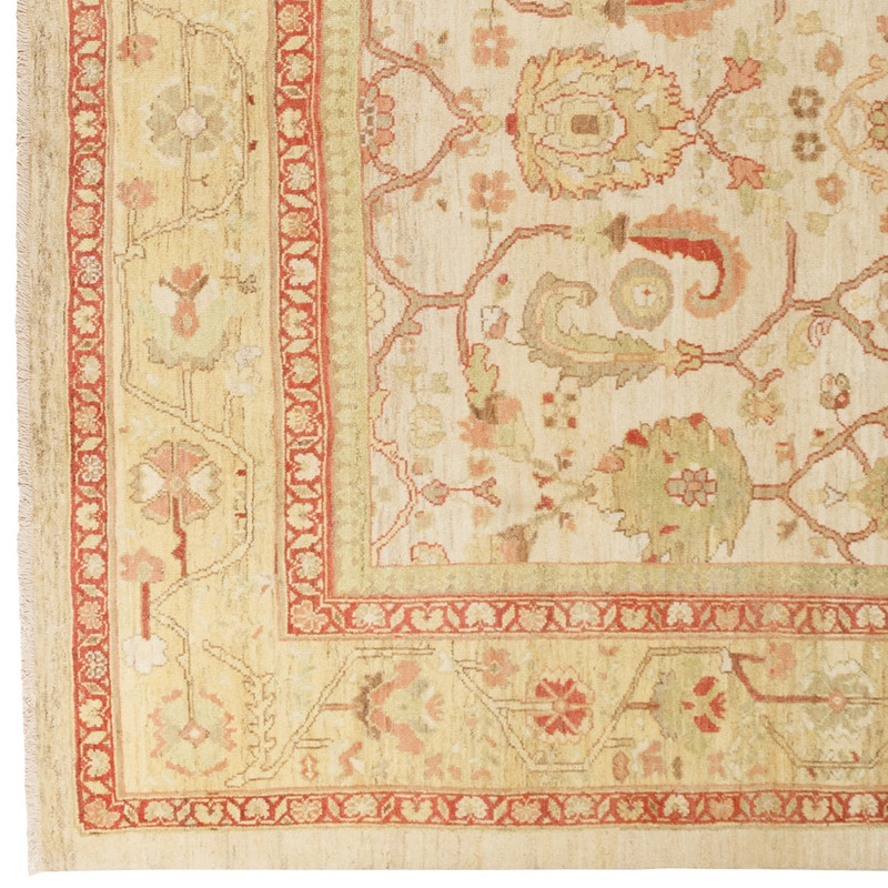 فرش دستباف نه و نیم متری سی پرشیا کد 179683 زمینه کرم