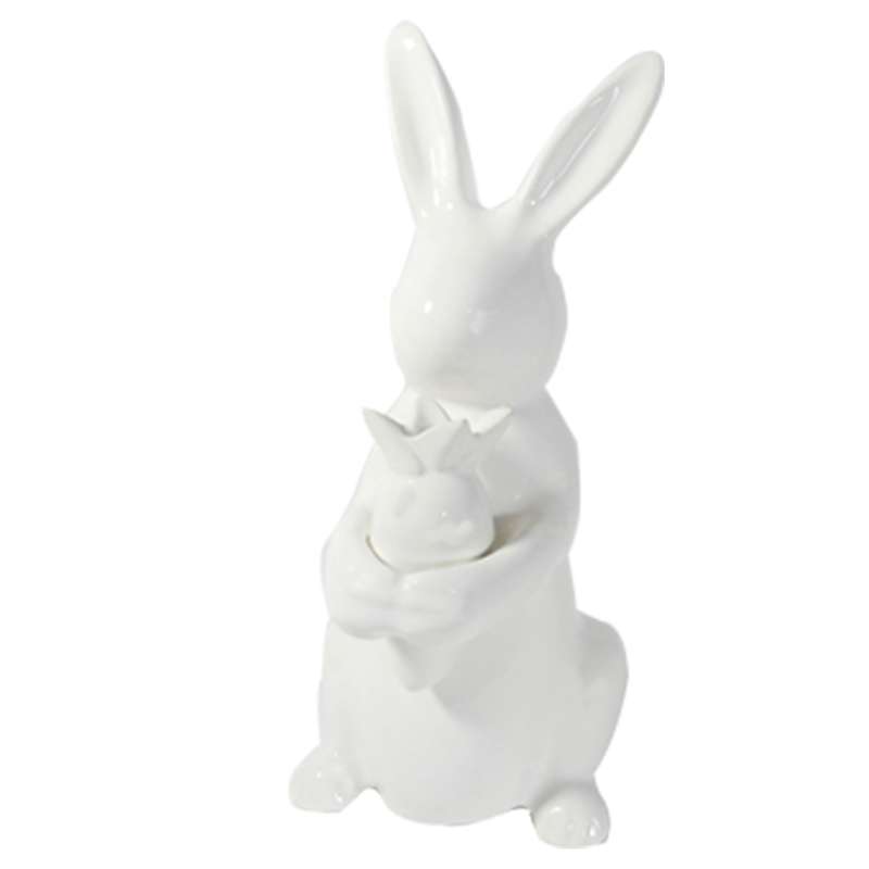 مجسمه مدل خرگوش هویج به دست