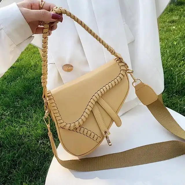 کیف دوشی زنانه مدل fd-71 طرح کژوال