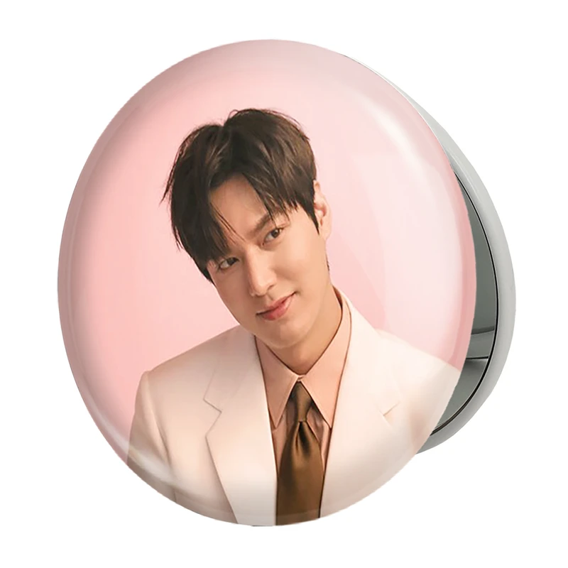 آینه جیبی خندالو طرح لی مین هو Leemin ho مدل تاشو کد 12386 