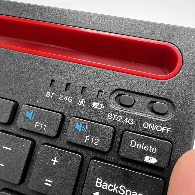 کیبورد بلوتوثی مدل KB230