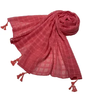 شال زنانه مدل نخی پلیسه بهاری کد F 1402