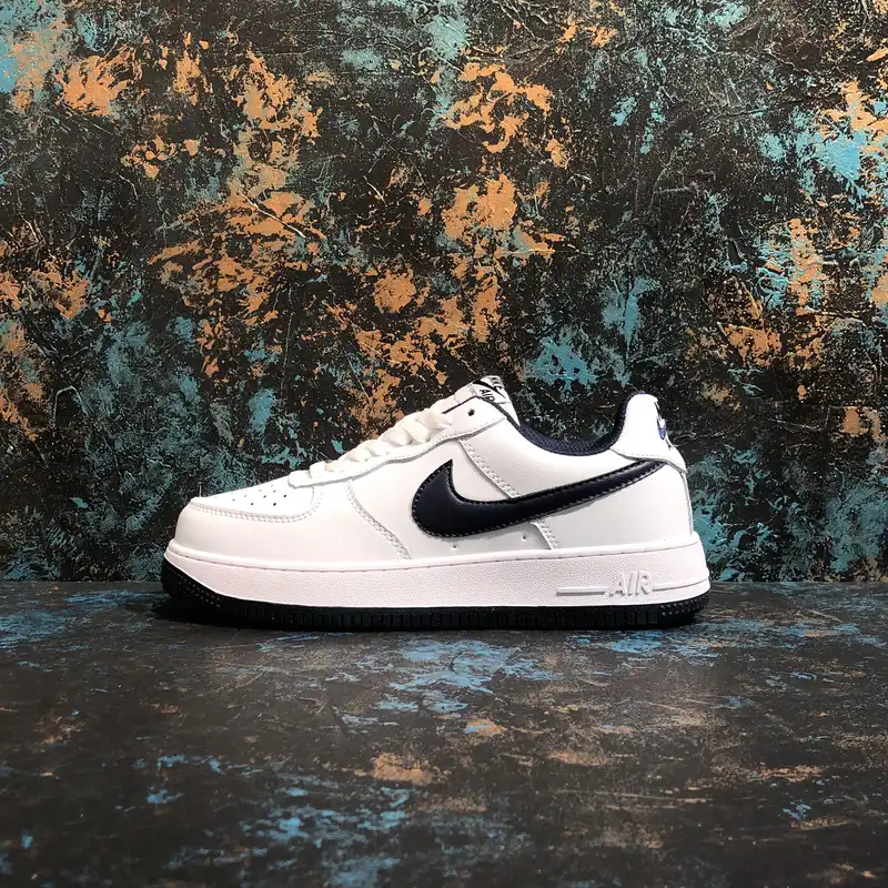 کفش پیاده روی مدل   AIR FORCE 1 WHNAV-100070001