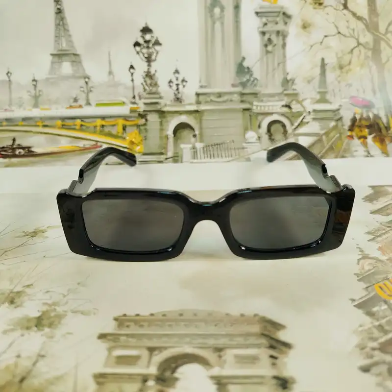 عینک آفتابی بچگانه مدل CH4 کد BL