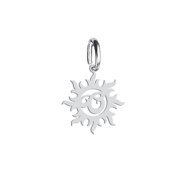 آویز گردنبند نقره هایکا طرح خورشید و حرف O مدل h.n 823 آویز گردنبند نقره هایکا طرح خورشید و حرف O مدل h.n 823