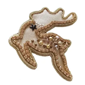 گل سینه زنانه مدل گوزن