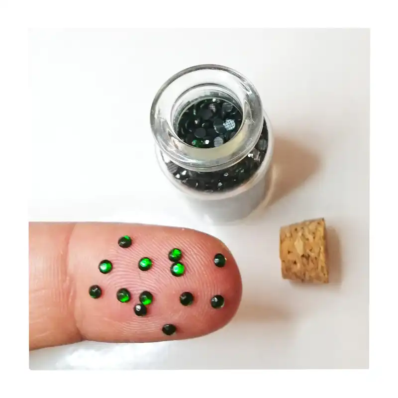 نگین ناخن مدل RND-G01